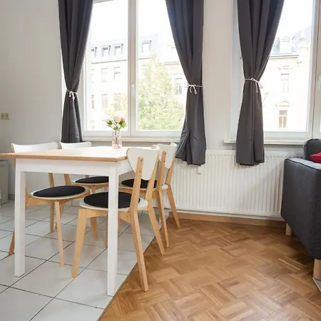 Fullhouse - Halle - M29 *