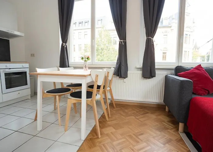 Fullhouse - Halle - M29 *