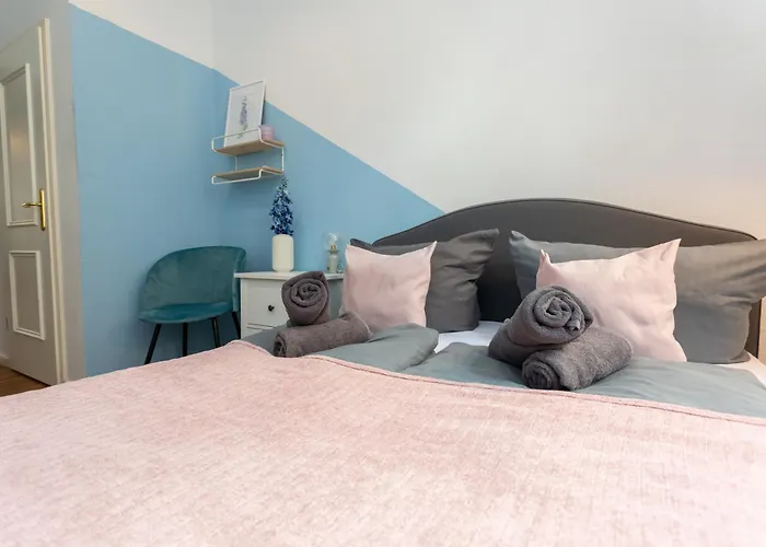 Fullhouse - Halle - M29 Lägenhet